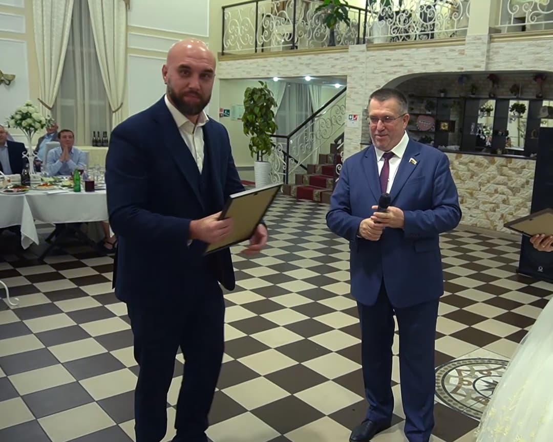 В Тюмени прошел благотворительный бал в стиле XIX века — фото 15